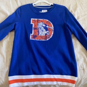 DENVER BRONCOS SWEATSHIRT!